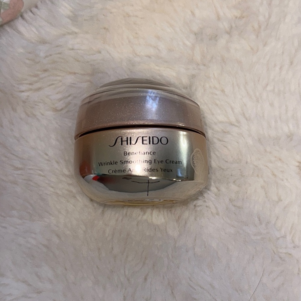 BRAND NEW SHISEIDO benefiance wrinkle smoothing eye cream